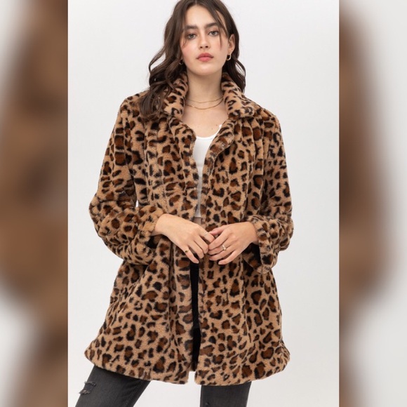 Size Small Perfect Plush Animal Print JACKET - Picture 2 of 8